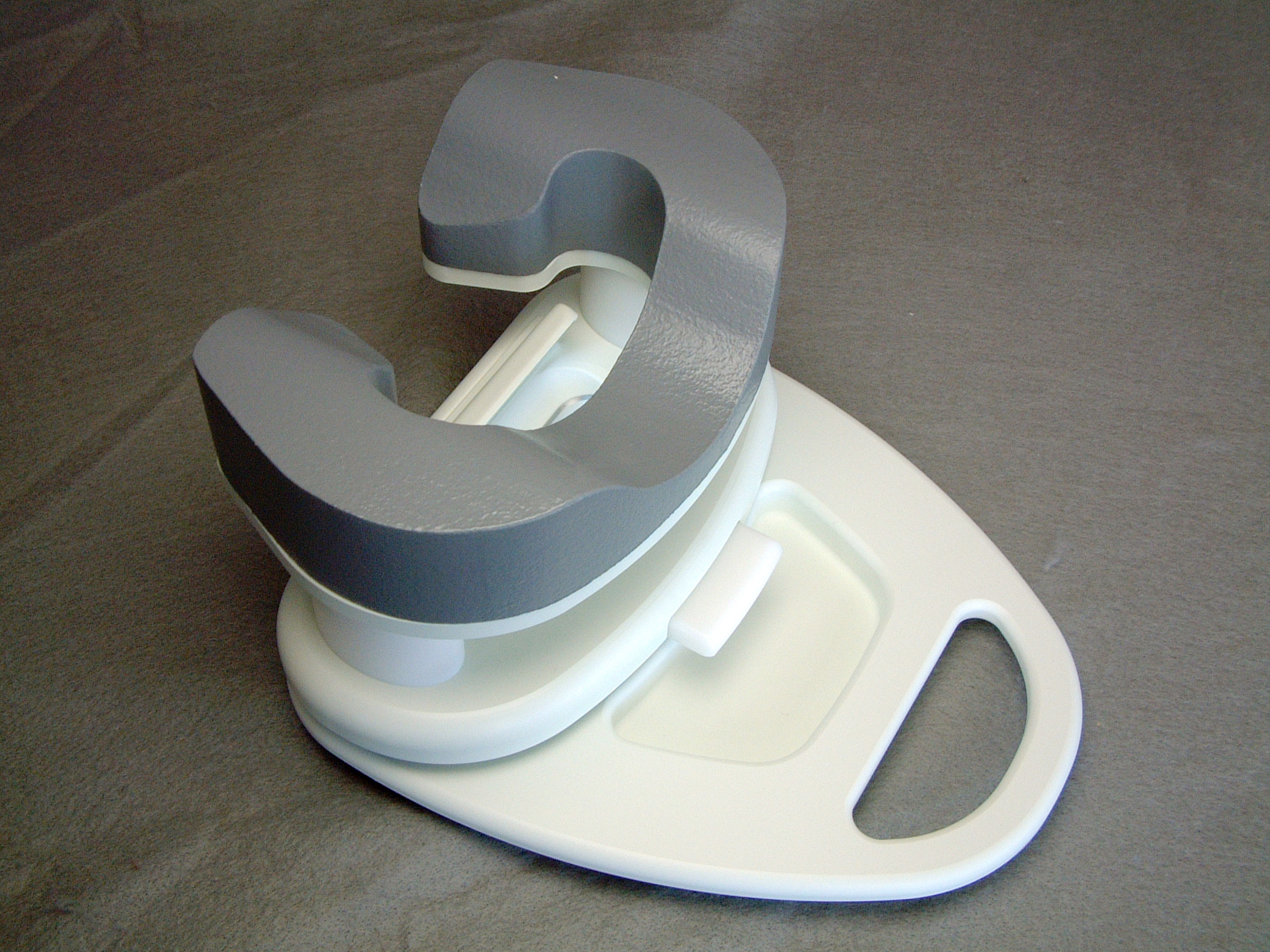 Adjustable Head Rest for 7-Channel Breast Coil